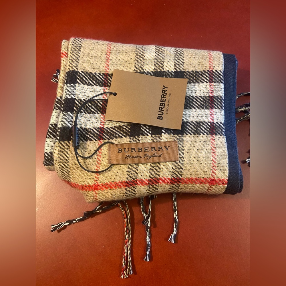 COPY - Burberry Plaid Scarf